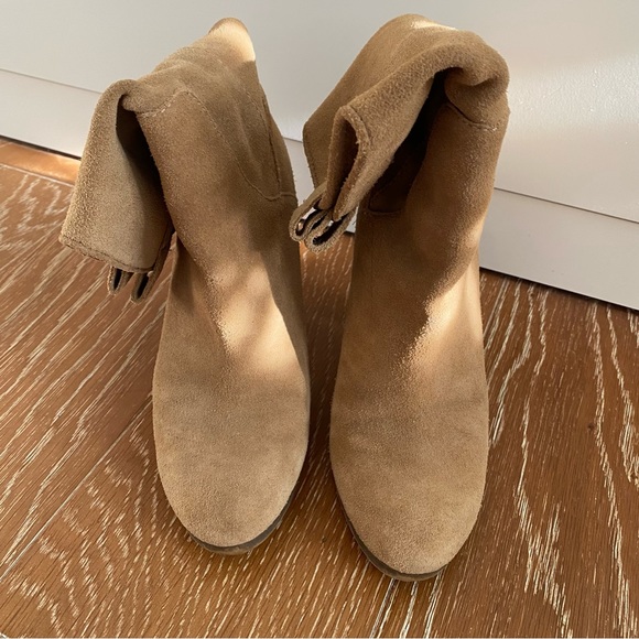 Tan Suede Cowgirl High Heels Boots Size 7 - Picture 6 of 14